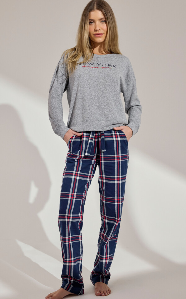 Pijama Blusa Manga Longa com Calça Yara