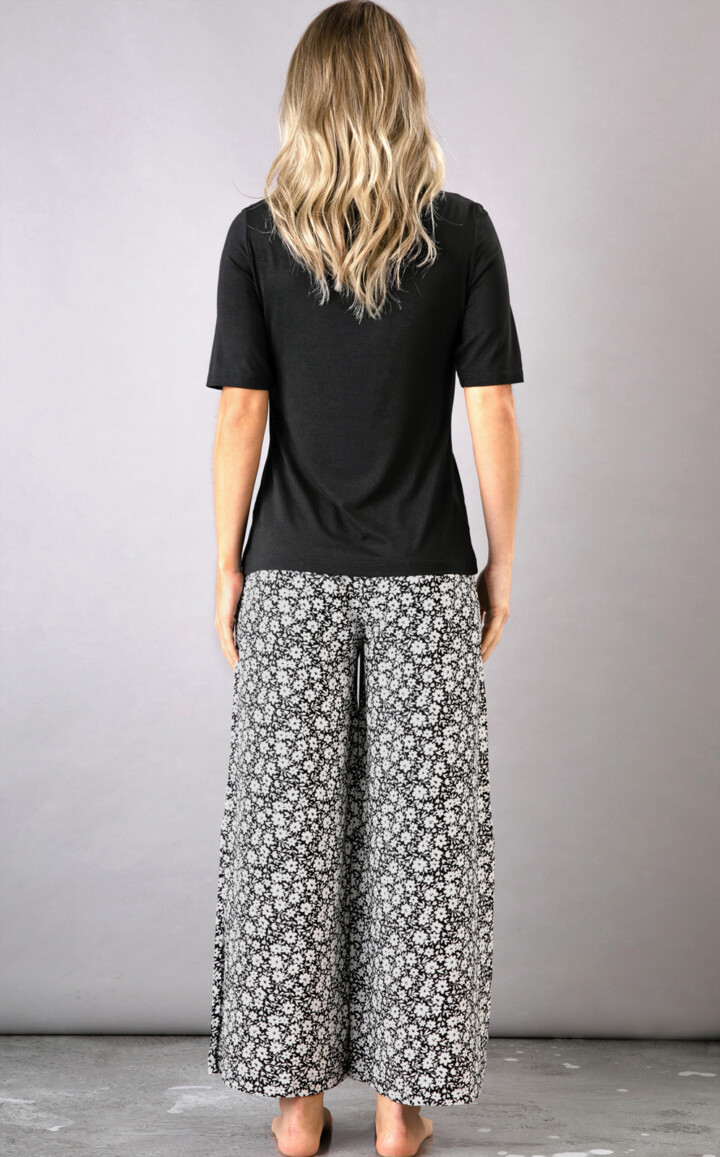 Blusa Manga Curta com Calça Aine