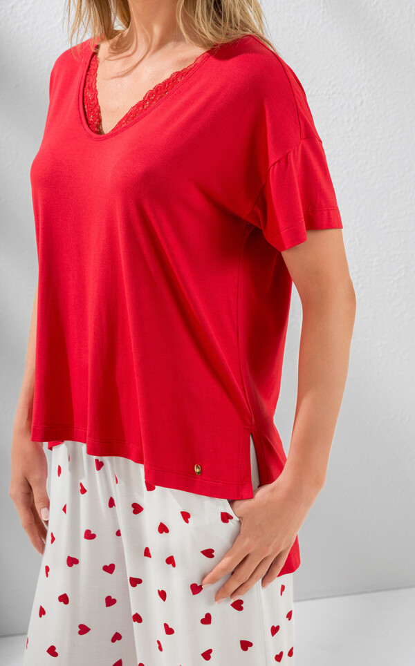 Pijama Blusa Manga Curta com Capri Adelina