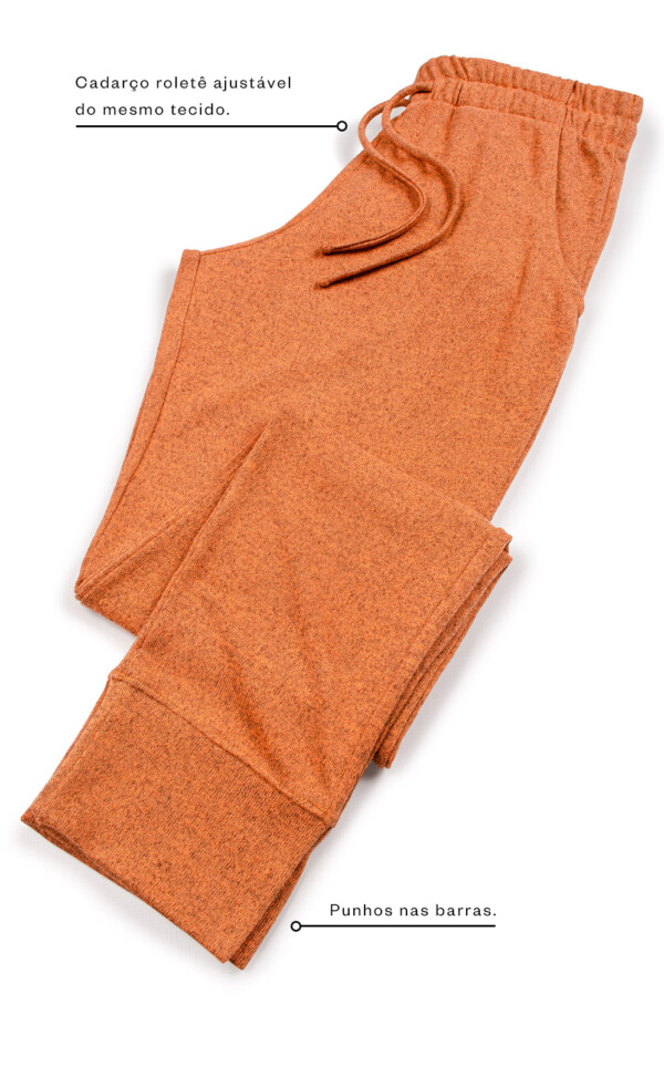 Pijama Blusa Manga Longa com Calça Jogger Isabella