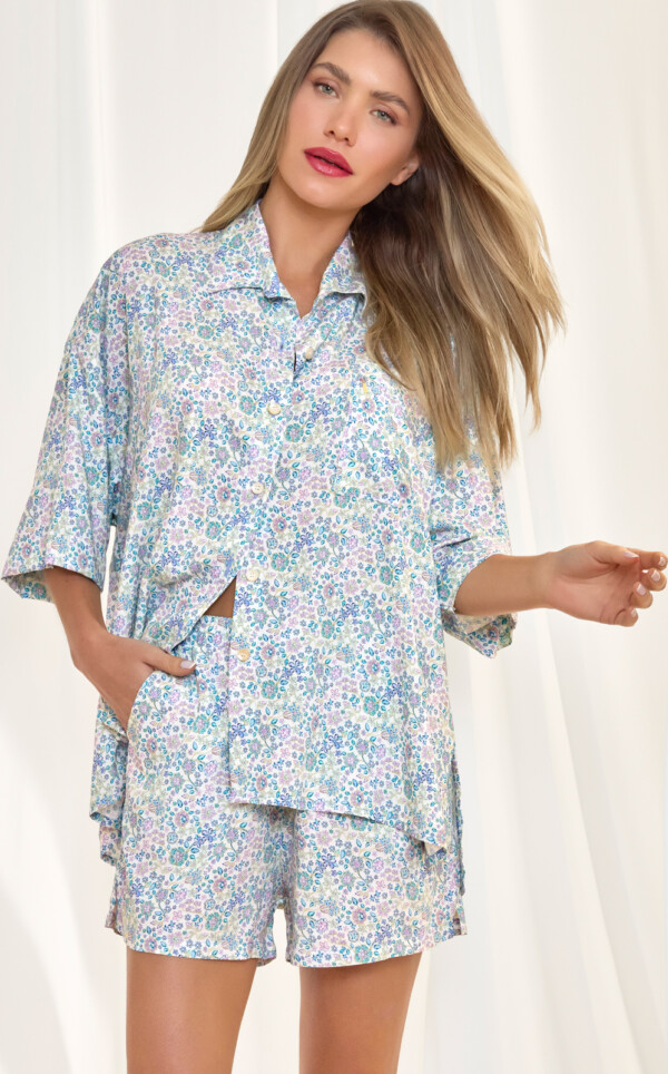 Pijama Americano Manga Curta com Shorts Giada