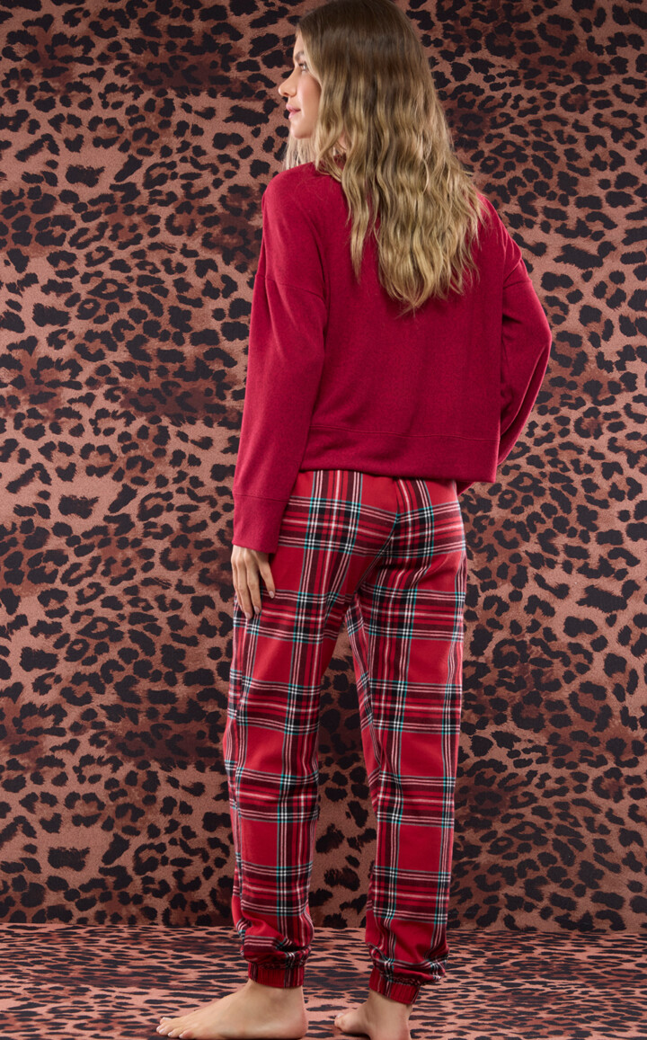 Pijama Blusa Manga Longa com Calça Jogger Kalyna