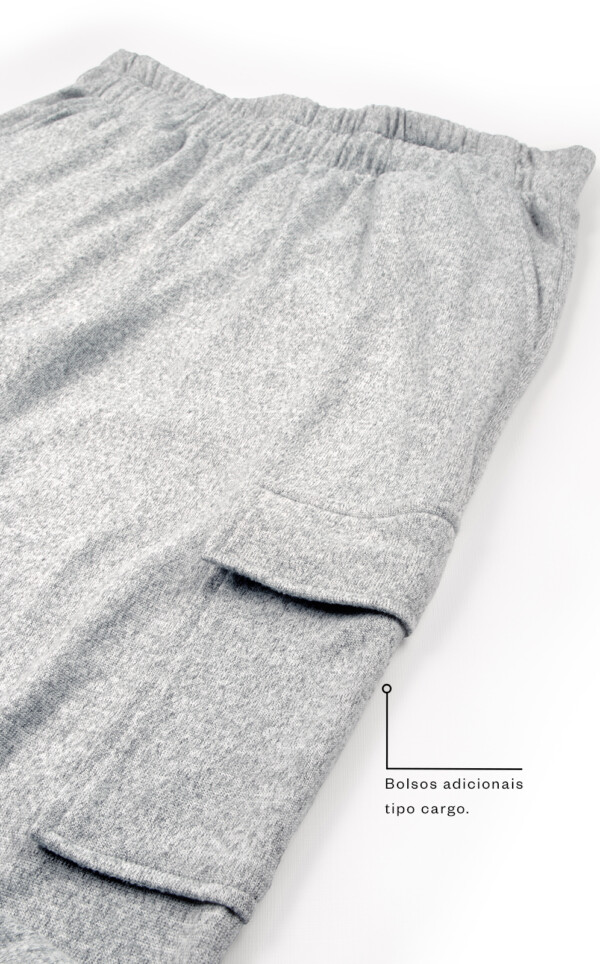 Blusa Manga Longa com Capuz e Calça Jogger Sport Zaria