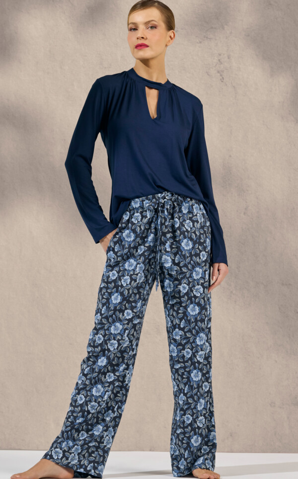 Pijama Blusa Manga Longa com Calça Palazzo Edna