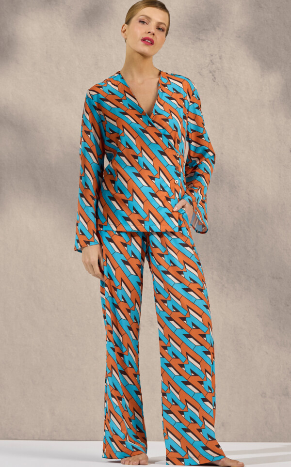Premium – Pijama Blusa Manga Longa com Calça Diana
