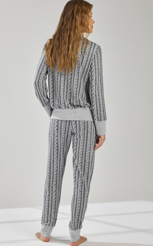 Pijama Blusa Manga Longa com Calça Jogger Maite